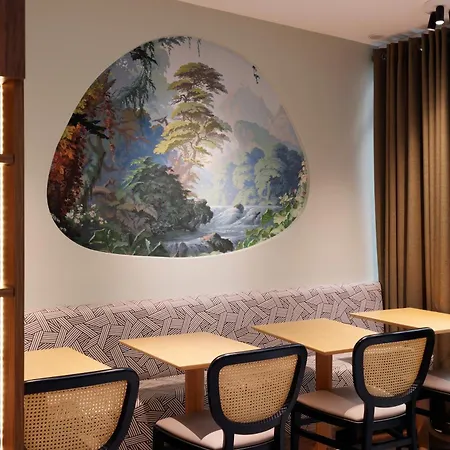 Hotel Eden
