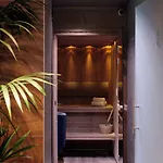 Eden 4* Paris