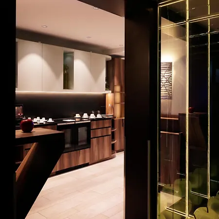 Eden 4* Paris